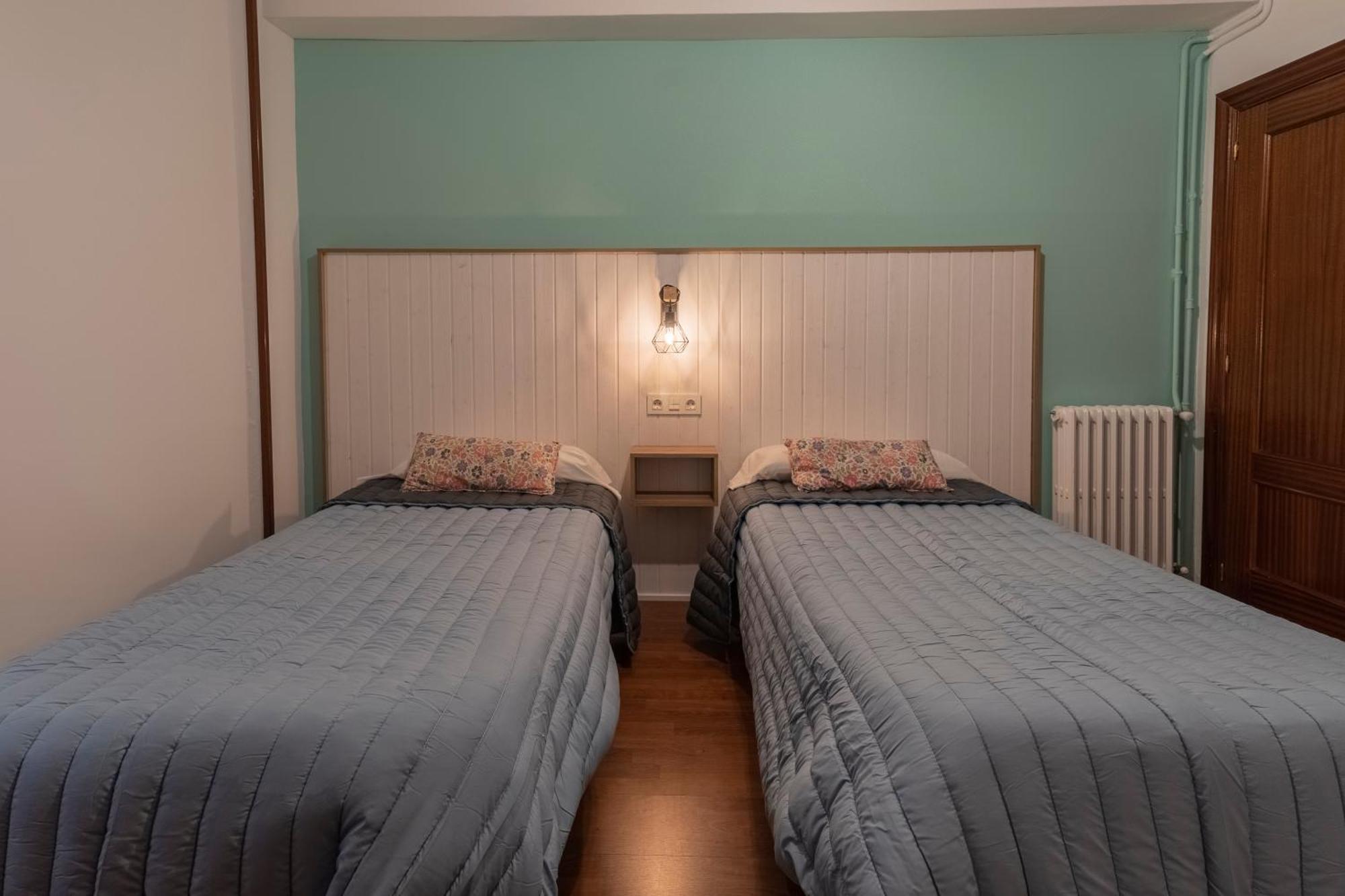 Hostal Julio Cesar Ла-Вірджен-Дель-Каміно Екстер'єр фото